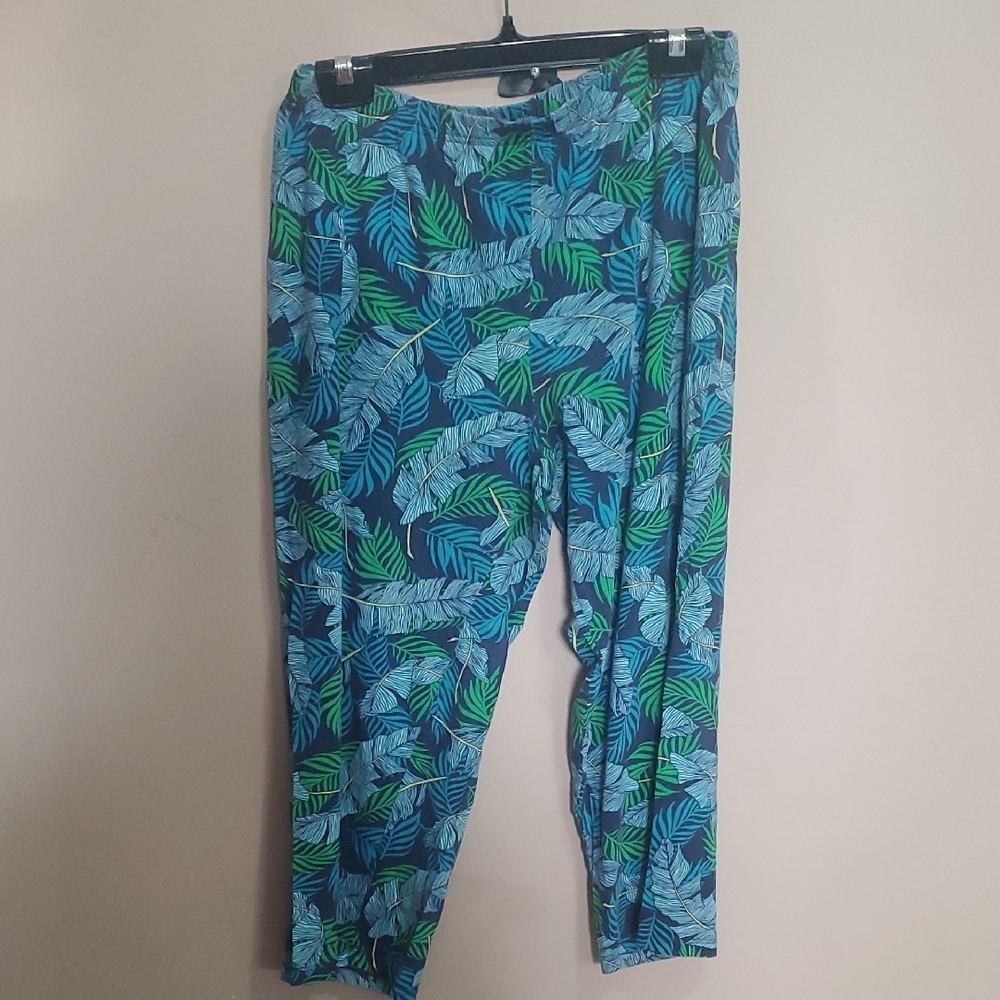Charisma Blue and Green Leaf Print Cropped Pants Size M